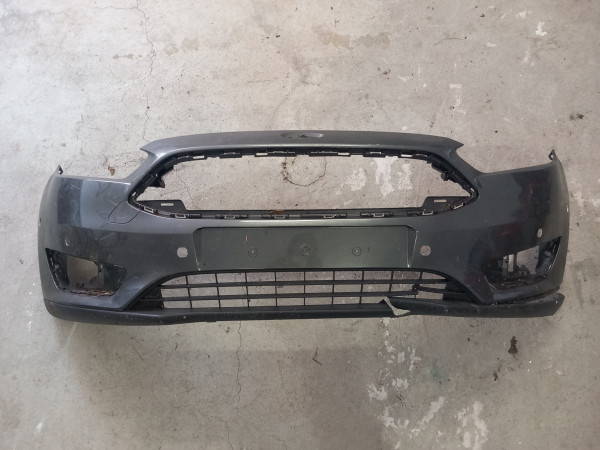 Ford Focus III Stoßstange Vorne Ford Focus III Stoßstange Vorne