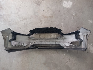 Ford Focus III Stoßstange Vorne Ford Focus III Stoßstange Vorne