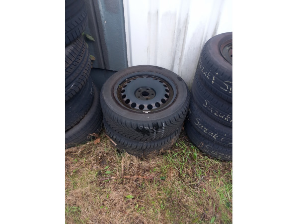 Continental 205/55 R16 91H Allwetterreifen – 2 Stück, 8/7 mm Profil, gebraucht Continental 205/55 R16 91H Allwetterreifen – 2 Stück, 8/7 mm Profil, gebraucht