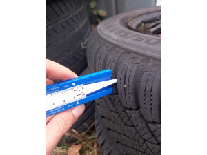 Continental 205/55 R16 91H Allwetterreifen – 2 Stück, 8/7 mm Profil, gebraucht Continental 205/55 R16 91H Allwetterreifen – 2 Stück, 8/7 mm Profil, gebraucht