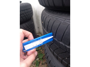 Continental 205/60 R16 96H Allwetterreifen – 4 Stück auf Originalfelgen 6855080, gebraucht Continental 205/60 R16 96H Allwetterreifen – 4 Stück auf Originalfelgen 6855080, gebraucht