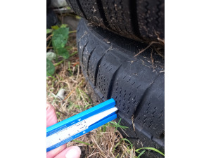 Continental 205/60 R16 96H Allwetterreifen – 4 Stück auf Originalfelgen 6855080, gebraucht Continental 205/60 R16 96H Allwetterreifen – 4 Stück auf Originalfelgen 6855080, gebraucht