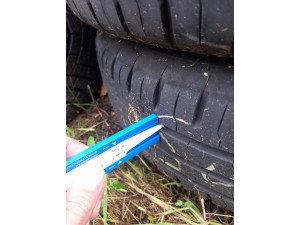 Continental 175/65 R15 84T Sommerreifen – 4 Stück, gebraucht Continental 175/65 R15 84T Sommerreifen – 4 Stück, gebraucht