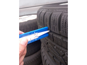 Hankook Winter i*cept evo 215/55 R17 98V Winterreifen – 4 Stück, gebraucht (DOT 2812)