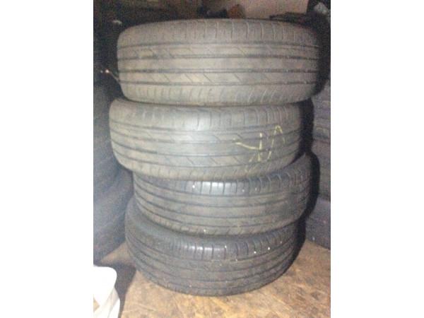 Bridgestone Turanza 195/60 R16 89H Sommerreifen – 4 Stück, gebraucht (DOT 0124)