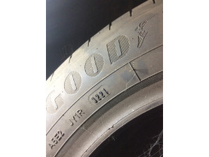 Goodyear EfficientGrip 215/55 R18 95H Sommerreifen – 4 Stück, gebraucht (DOT 3221)