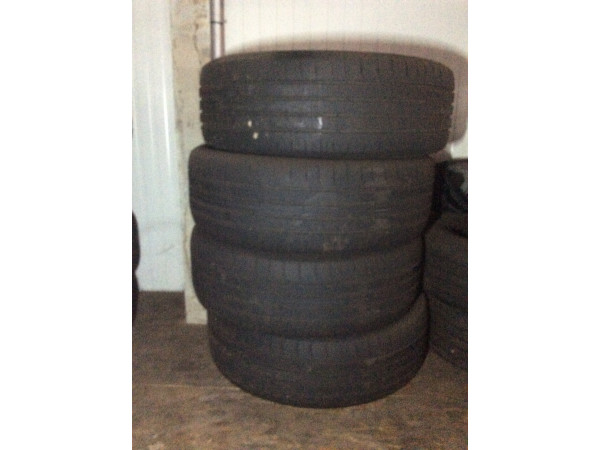Goodyear EfficientGrip 215/55 R18 95H Sommerreifen – 4 Stück, gebraucht (DOT 3221) Goodyear EfficientGrip 215/55 R18 95H Sommerreifen – 4 Stück, gebraucht (DOT 3221)