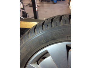 Dunlop SP Winter Sport 205/55 R16 91H Winterreifen auf Stahlfelgen mit Kappe – 4 Stück, gebraucht (DOT 4316)