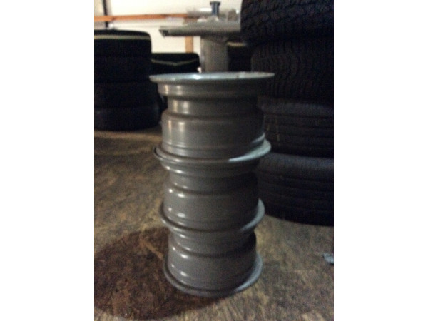 Stahlfelgen 6,00×10H2 ET25 – 3 Stück, gebraucht (DOT 1123)