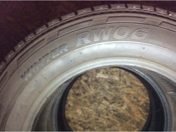 Hankook Winter RW06 215/65 R16C 109R Winterreifen – 1 Stück, gebraucht (DOT 3812)