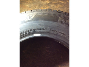 Nexen Winguard WT1 215/70 R15C 109R Winterreifen – 1 Stück, gebraucht (DOT 2624)