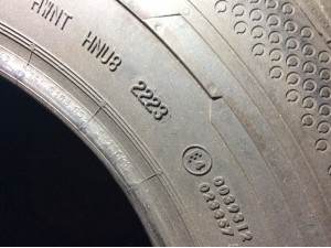 Continental ContiVanContact 100 215/70 R15C 109S Sommerreifen – 4 Stück, gebraucht (DOT 2223)