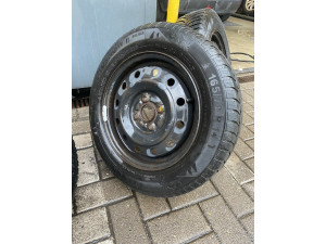 Radsatz Hankook & Eurosnow 165/70R14 85T – Gebraucht, 2,5-5,5 mm, DOT 2XFD FW H 3117