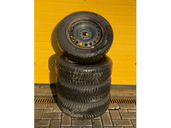 Hankook Winter icept RS2 195/65R15 91T – Gebraucht, 4,5-5 mm, DOT BBDH FW H 2718, DOT 1GDH FW H 2819