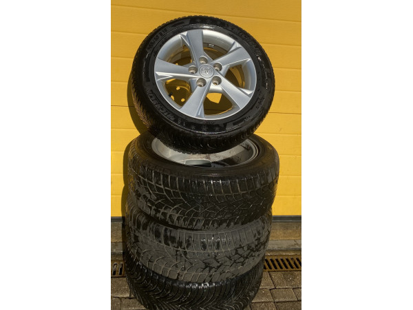 Gebrauchte Winterreifen 205/55 R16 Toyota Auris 1.6 mit Original Alufelgen