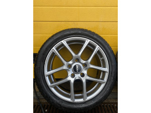 Vredestein Wintrac Pro/ Xtreme S 225/45R17 91H inkl. Original OXXO Felgen – Gebraucht, 8 mm, DOT DVLU 2218