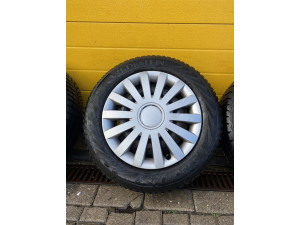 Hankook Winter icept RS 185/65R15 88T inkl. Alufelgen – Gebraucht, 7,0-7,5 mm, DOT 2XDF EP H 2914