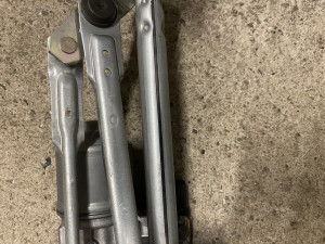 5F1955023B Vorderer Wischermotor Seat Leon 5F1955023B Vorderer Wischermotor Seat Leon