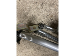 5F1955023B Vorderer Wischermotor Seat Leon 5F1955023B Vorderer Wischermotor Seat Leon